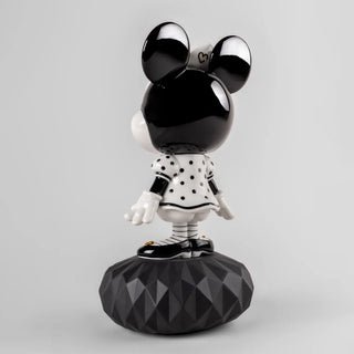 Lladró Disney Animation Collection: Gold Lustre Minnie In Black & White Figurine sparkle-castle