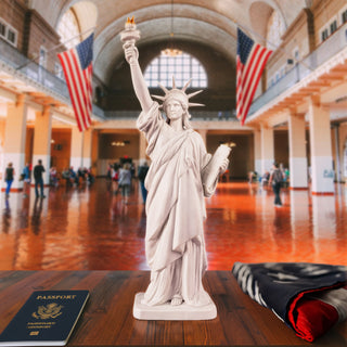 Lladró 250th Anniversary Celebration: Statue of Liberty Sculpture Limited Edition sparkle-castle