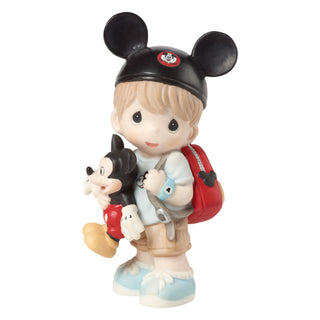 Precious Moments Disney Showcase: Disney Park Guest With Mickey Mouse Figurine sparkle-castle