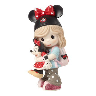 Precious Moments Disney Showcase: Disney Park Guest With Minnie Mouse Figurine sparkle-castle