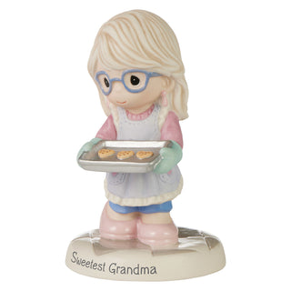 Precious Moments: Grandma with Cookie Tray Figurine sparkle-castle