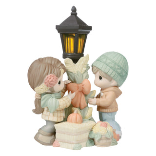 Precious Moments: Autumn Couple Decorating LED Lamp Post Figurine sparkle-castle