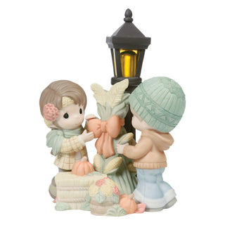 Precious Moments: Autumn Couple Decorating LED Lamp Post Figurine sparkle-castle