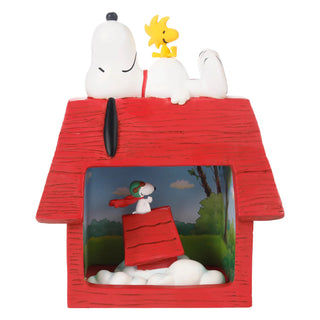 Precious Moments Peanuts: Snoopy Laying on Doghouse Shadow Box Figurine