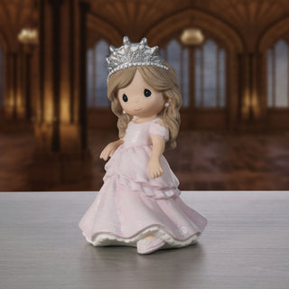 Precious Moments: Quinceañera Figurine sparkle-castle