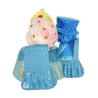 Blue Sky Clayworks: Strawberry Shortcake Berry Sweet Tea Party Figurine sparkle-castle