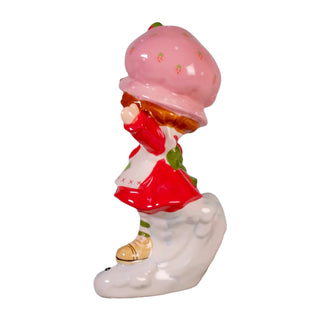 Blue Sky Clayworks: Strawberry Shortcake Skating Figurine sparkle-castle