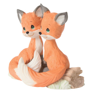 Precious Moments: Fox Couple Figurine sparkle-castle
