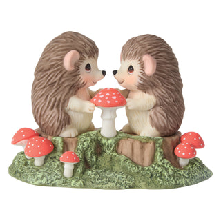 Precious Moments: Hedge Hog Couple Figurine sparkle-castle