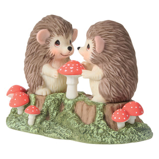 Precious Moments: Hedge Hog Couple Figurine sparkle-castle