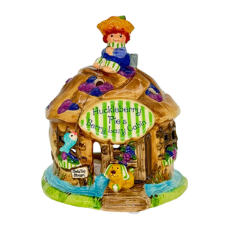Blue Sky Clayworks: Strawberry Shortcake Huckleberry Pie's Berry Lazy Cabin Candle House sparkle-castle