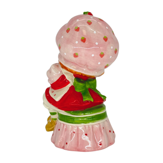 Blue Sky Clayworks: Strawberry Shortcake Pretty Sweet Figurine sparkle-castle