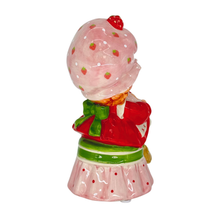 Blue Sky Clayworks: Strawberry Shortcake Pretty Sweet Figurine sparkle-castle