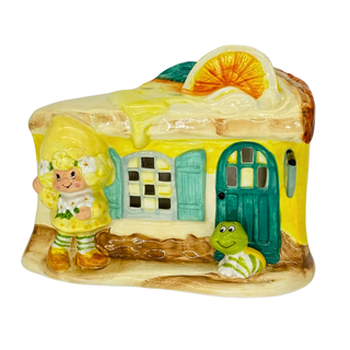 Blue Sky Clayworks: Strawberry Shortcake Lemon Pie Candle House sparkle-castle