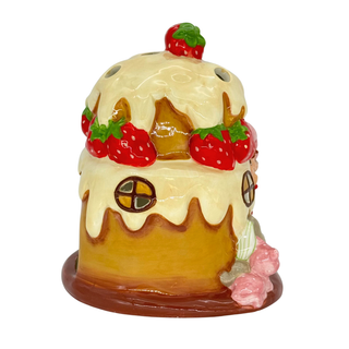 Blue Sky Clayworks: Strawberry Shortcake Treat Shop Candle House sparkle-castle