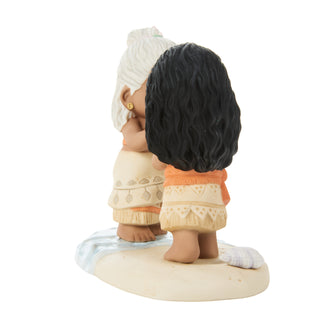 Precious Moments Disney: Moana and Grandma Figurine sparkle-castle