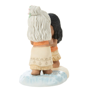 Precious Moments Disney: Moana and Grandma Figurine sparkle-castle