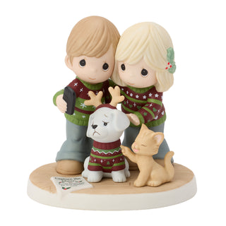 Precious Moments: Couple Taking Family Photo Figurine sparkle-castle