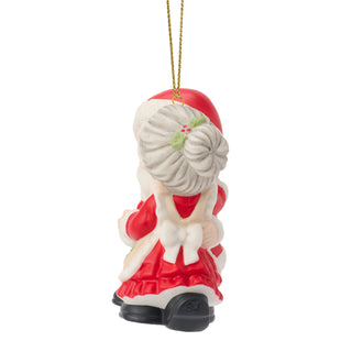 Precious Moments: Santa & Mrs. Claus Kissing Hanging Ornament sparkle-castle