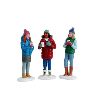 Lemax Vail Village Accessory: Hot Cocoa With Friends, Set Of 3 sparkle-castle