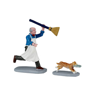 Lemax Caddington Village Accessory: Feline Fish Thief, Set Of 2 sparkle-castle