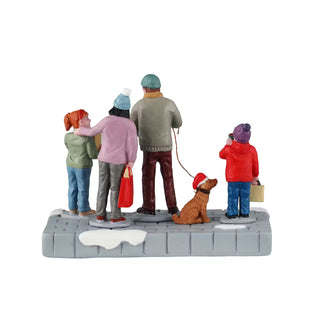 Lemax Caddington Village Accessory: Cake Shopping sparkle-castle