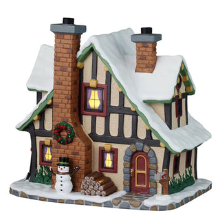 Lemax Caddington Village: Winter Holiday Lodge sparkle-castle
