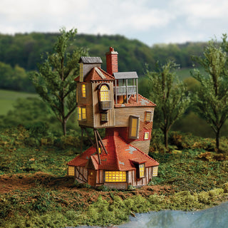 Department 56 Harry Potter Village: The Burrow sparkle-castle