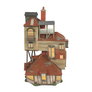 Department 56 Harry Potter Village: The Burrow sparkle-castle