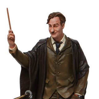 Wizarding World of Harry Potter: Professor Remus Lupin Figurine sparkle-castle