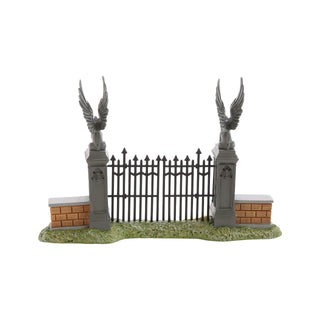 Department 56 Harry Potter Village Accessory: Hogwart's Gate sparkle-castle