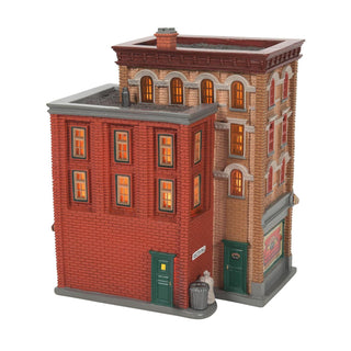 Department 56 Friends Village: Central Perk sparkle-castle
