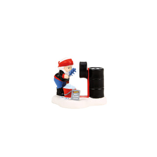Department 56 North Pole Series: Hot Wheels Detail Center, Set of 2 sparkle-castle