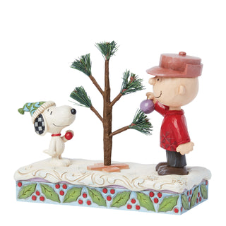 Jim Shore Peanuts: Charlie Brown & Snoopy With Christmas Tree Figurine sparkle-castle