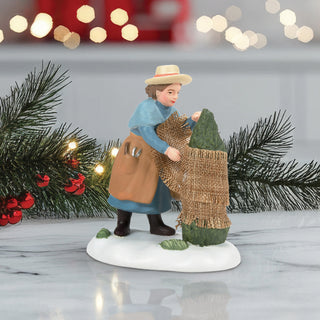 Department 56 Dickens Snow Village Accessory: Preparing For The Frost sparkle-castle