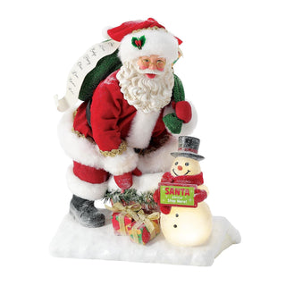 Department 56 Possible Dreams: Santa Stops Here Figurine sparkle-castle