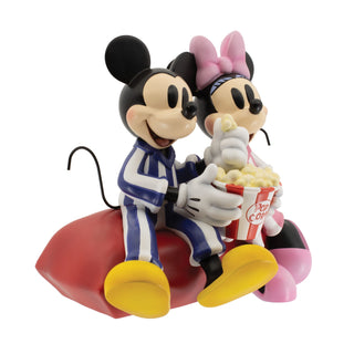 Disney Showcase: Mickey & Minnie Movie Night Figurine sparkle-castle
