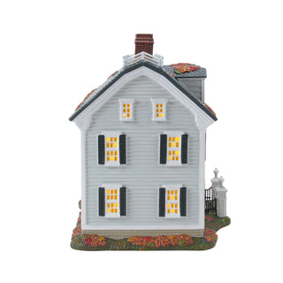 Department 56 Hocus Pocus Village: Allison's House sparkle-castle