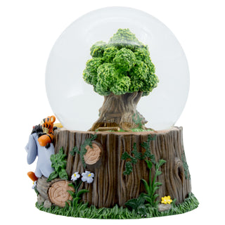 Disney Showcase: Winnie The Pooh 100MM Snow Globe sparkle-castle