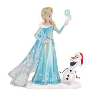 Disney Showcase: Elsa & Olaf Seasonal Figurine sparkle-castle