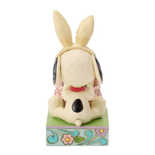 Jim Shore Peanuts: Snoopy w Basket of Easter Egg Figurine