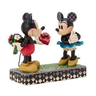 Jim Shore Traditions Disney: Mickey and Minnie Vintage Love Figurine sparkle-castle