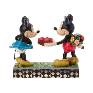 Jim Shore Traditions Disney: Mickey and Minnie Vintage Love Figurine sparkle-castle