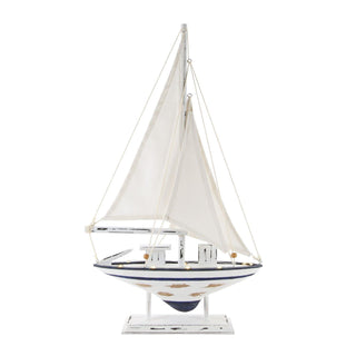 Milieu: Lighted Sailboat Decor