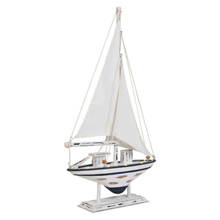 Milieu: Lighted Sailboat Decor
