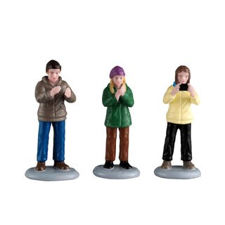 Lemax General Products Village Accessory: Audience, Set of 3