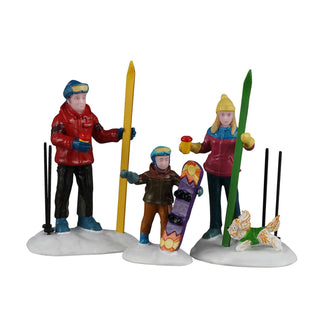 Lemax Vail Village Accessory: Family Ski Day, Set of 3 sparkle-castle