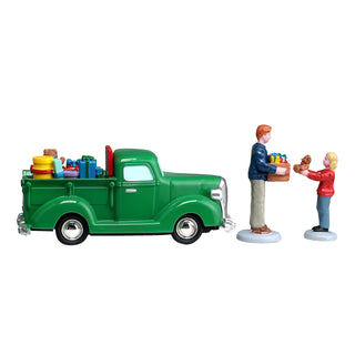 Lemax General Products Village Accessory: Church Toy Drive, Set of 3 sparkle-castle