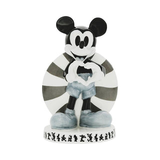Disney English Ladies: Vintage Mickey Mouse Figurine sparkle-castle