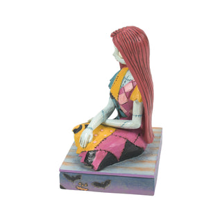 Jim Shore Disney Traditions: Sally Personality Pose Figurine sparkle-castle